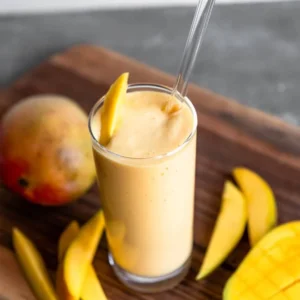 Mango Madness w/Mango, Banana, Strawbery, Plain Greek Yogurt / 0-660 cal
